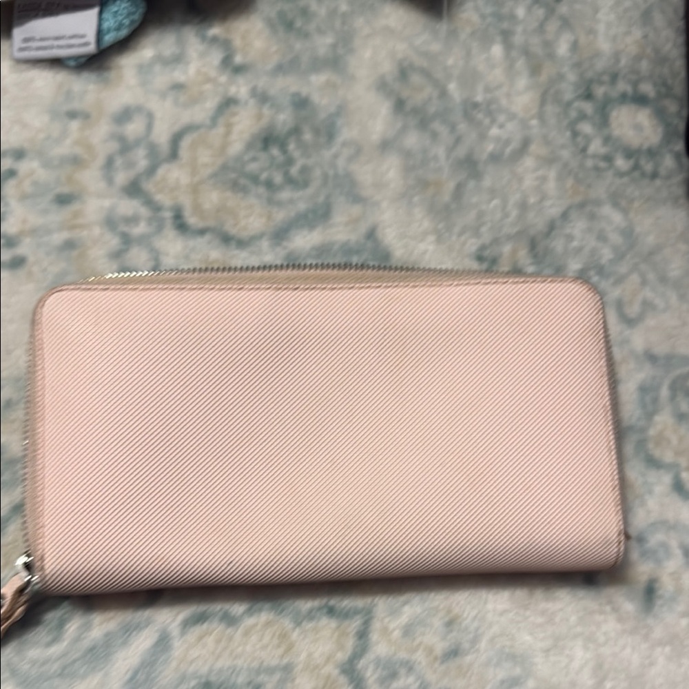 Lacoste Pink Leather Wallet with Zip-Around Design - Picture 5 of 5